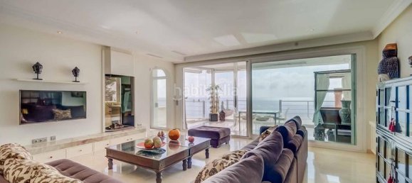 Apartamento de 3 dormitorios en Benalmádena, Spain No. 137245 28