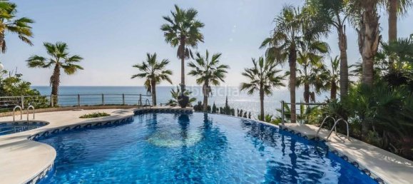 Apartamento de 3 dormitorios en Benalmádena, Spain No. 137245 4