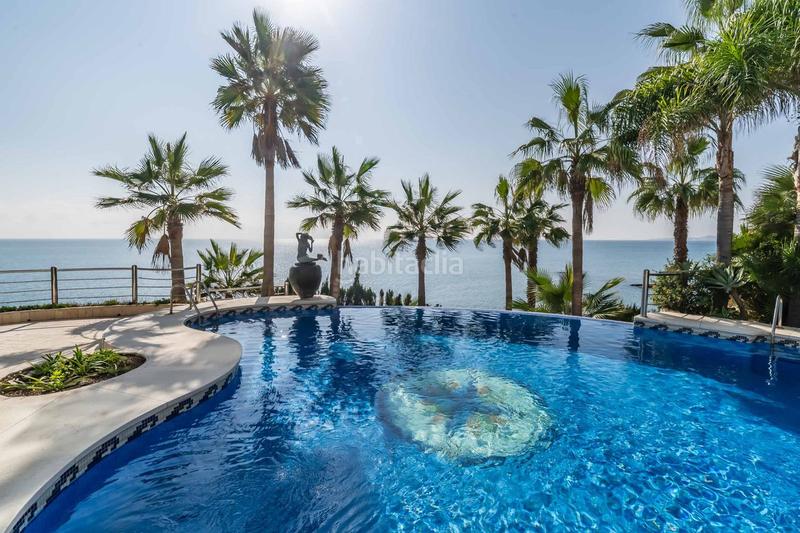 Apartamento de 3 dormitorios en Benalmádena, Spain No. 137245