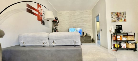 1 chambre Appartement à Lentate sul Seveso, Italy No. 217100 9