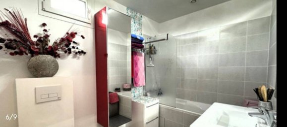 Casa de 4 dormitorios en Melun, France No. 333899 5