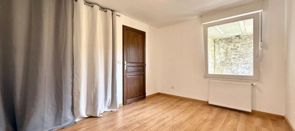 3 bedrooms House in Rioz, France No. 273300 3