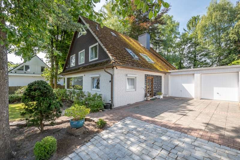 5 bedrooms House in Eimsbuttel, Germany No. 22169