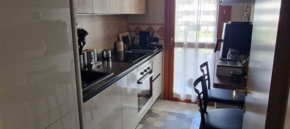 2 rooms Apartment in Rome, Italy No. 203305 4