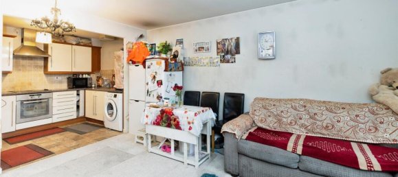 1 bedroom Apartment in Watford, United Kingdom No. 6135 5