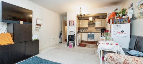 1 bedroom Apartment in Watford, United Kingdom No. 6135 16