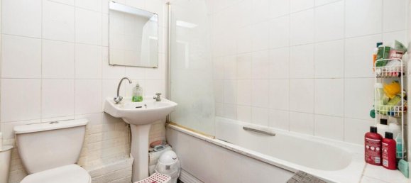 1 bedroom Apartment in Watford, United Kingdom No. 6135 23