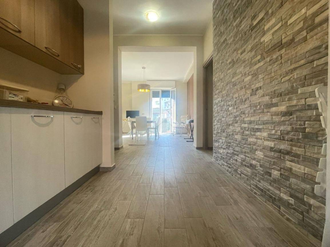 Apartamento T2 em Reggio Calabria, Italy N.º 52680