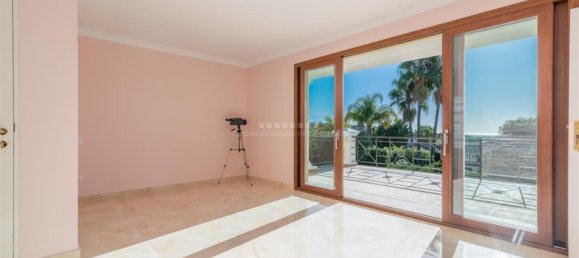 5 bedrooms Villa in Marbella, Spain No. 114772 16