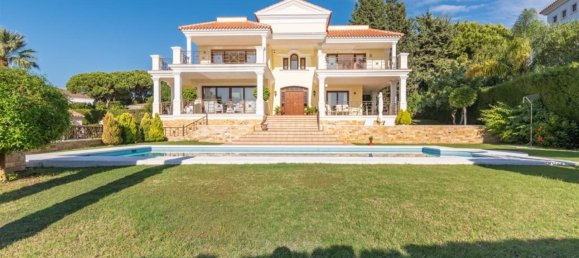 5 bedrooms Villa in Marbella, Spain No. 114772 22