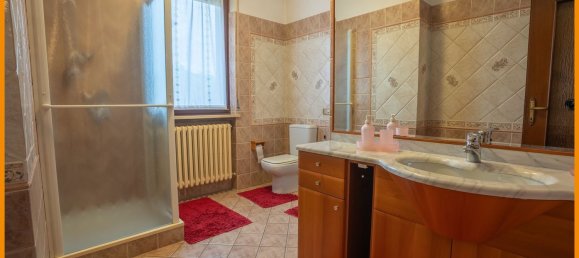 5 rooms Villa in Varese, Italy No. 85010 23