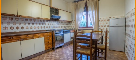 5 rooms Villa in Varese, Italy No. 85010 3
