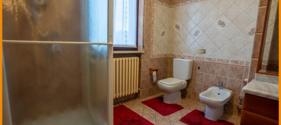 5 rooms Villa in Varese, Italy No. 85010 24