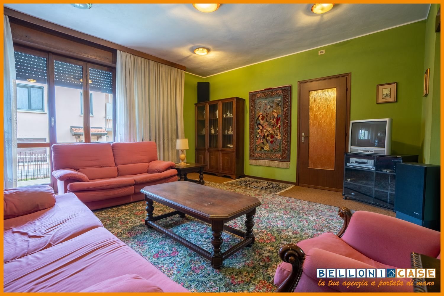 5 rooms Villa in Varese, Italy No. 85010