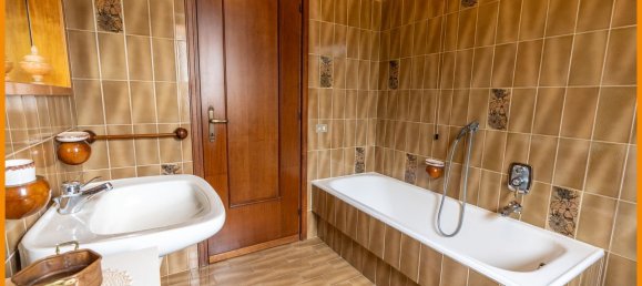 5 rooms Villa in Varese, Italy No. 85010 28