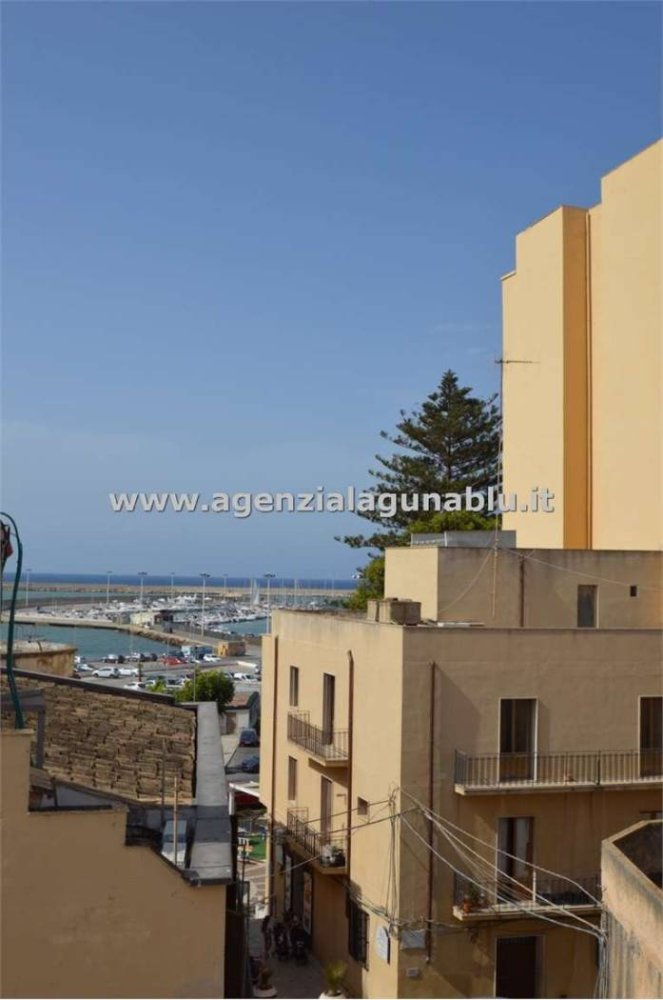 Edifício de 4 divisões em Mazara del Vallo, Italy N.º 355434