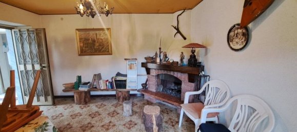 3 bedrooms Villa in Tresana, Italy No. 355299 9