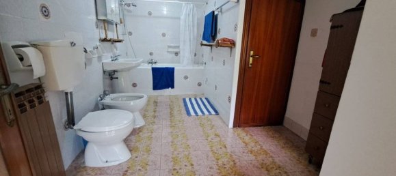 3 bedrooms Villa in Tresana, Italy No. 355299 11