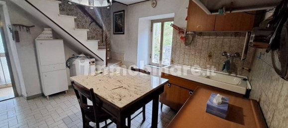 3 bedrooms Villa in Tresana, Italy No. 355299 6
