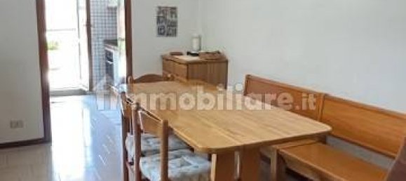 2 Schlafzimmer Wohnung in Bergamo, Italy, Nr. 288110 3