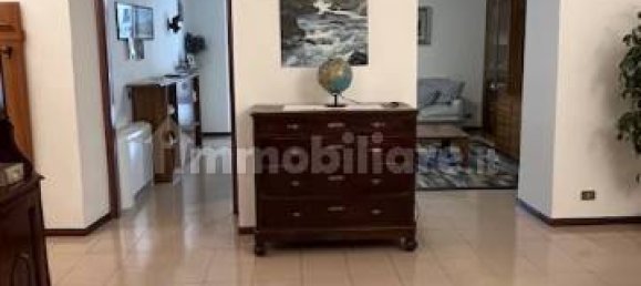 2 Schlafzimmer Wohnung in Bergamo, Italy, Nr. 288110 15