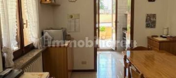 2 Schlafzimmer Wohnung in Bergamo, Italy, Nr. 288110 4