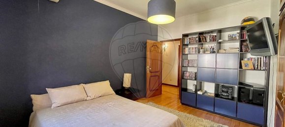 3 bedrooms House in Felgueiras, Portugal No. 18189 11