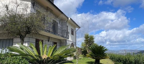 3 bedrooms House in Felgueiras, Portugal No. 18189 5