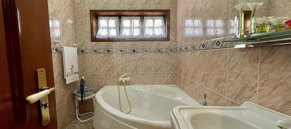 3 bedrooms House in Felgueiras, Portugal No. 18189 16