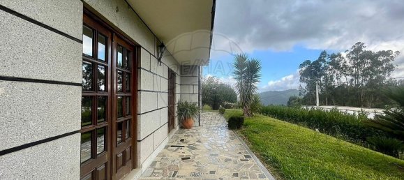 3 bedrooms House in Felgueiras, Portugal No. 18189 9