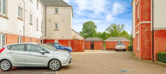 2 bedrooms Apartment in Crawley, United Kingdom No. 6287 17