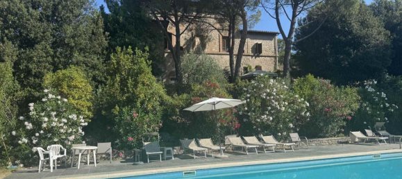 Casa de 50 divisões em Corciano, Italy N.º 55859 37