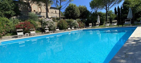 Casa de 50 divisões em Corciano, Italy N.º 55859 32