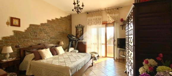 3 bedrooms Apartment in San Giorgio a Cremano, Italy No. 315584 8