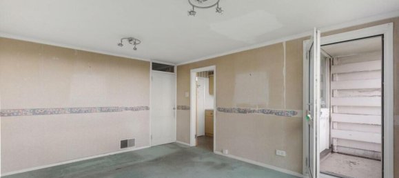 1 bedroom Apartment in London, United Kingdom No. 3615 7