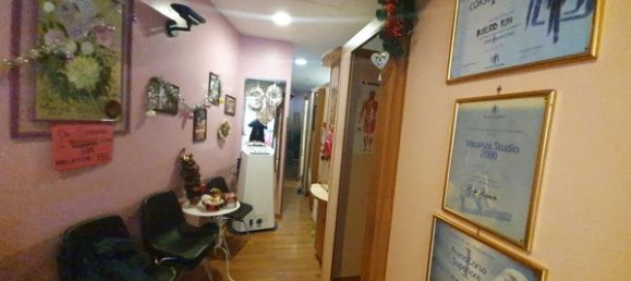 75m² Commercial property in Rome, Italy No. 137928 5