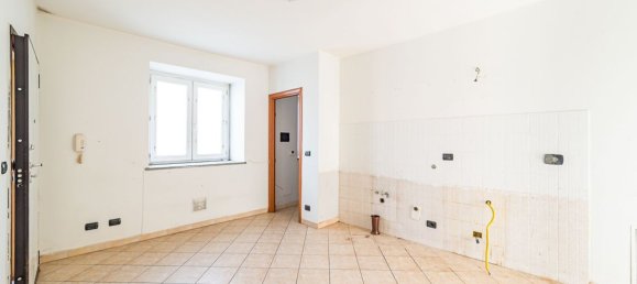 2 rooms Apartment in Saluzzo, Italy No. 207399 8