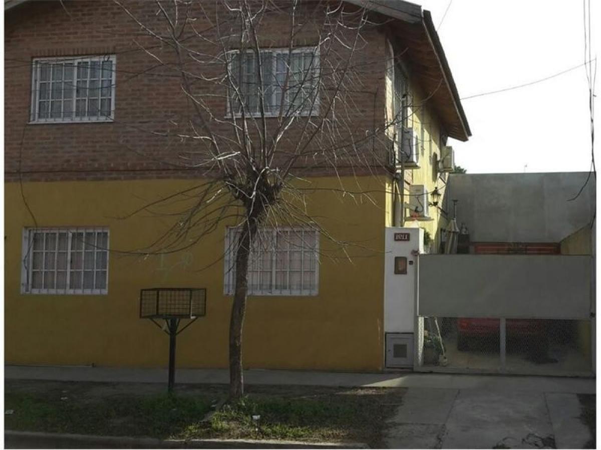 Casa de 2 dormitorios en Esteban Echeverría, Argentina No. 62607