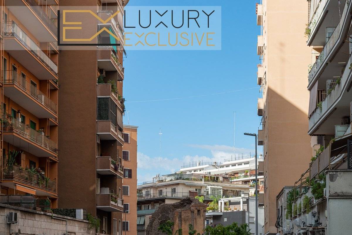 50m² Warehouse in Rome, Italy No. 386858