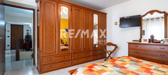 4 rooms Apartment in Garbagnate Milanese, Italy No. 165776 21
