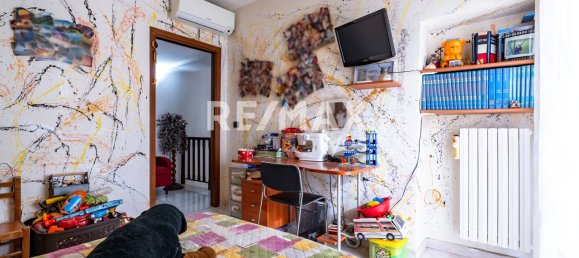 4 rooms Apartment in Garbagnate Milanese, Italy No. 165776 30