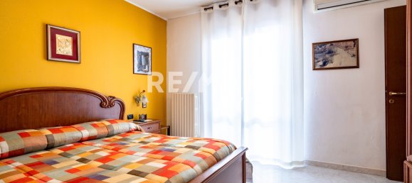 4 rooms Apartment in Garbagnate Milanese, Italy No. 165776 19