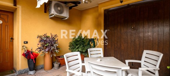4 rooms Apartment in Garbagnate Milanese, Italy No. 165776 4