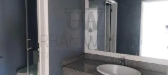 44m² Office in Lisbon, Portugal No. 94126 3