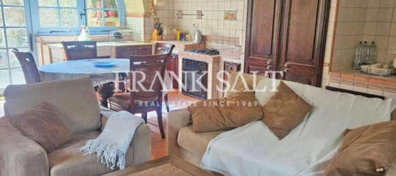 Дом с 4 спальнями в Зуррик, Мальта № 11086 40