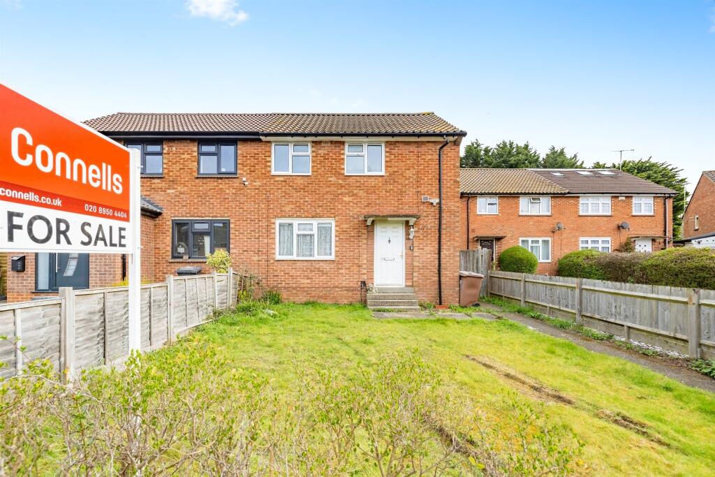 2 bedrooms House in Bushey, United Kingdom No. 6214