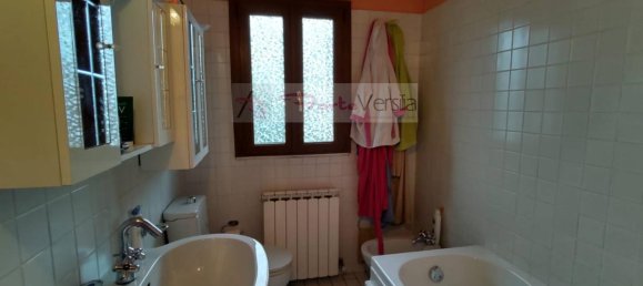 10 rooms House in Pietrasanta, Italy No. 170812 25