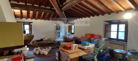 10 rooms House in Pietrasanta, Italy No. 170812 27