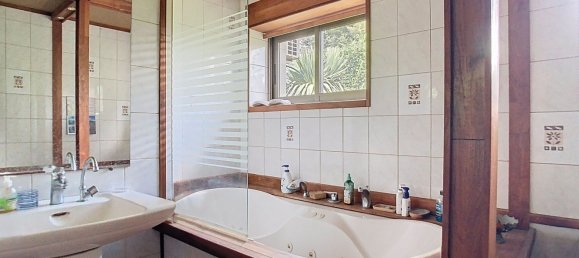 3 bedrooms House in Manche, France No. 320501 8