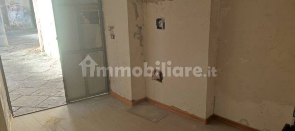 1 room Commercial property in Naples, Italy No. 374860 6